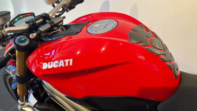 Ducati Streetfighter 1100 S